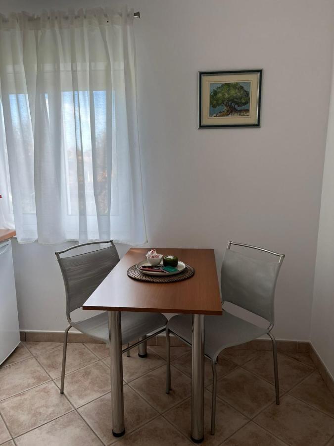 Apartments Marinovic Brzac Екстериор снимка