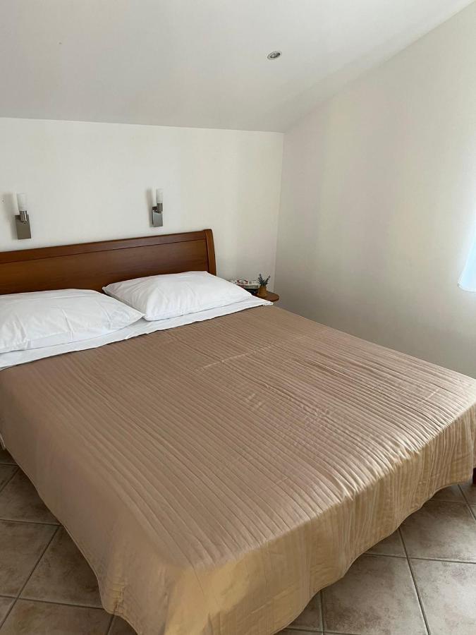 Apartments Marinovic Brzac Екстериор снимка
